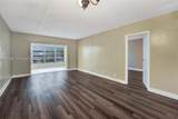 1030 Country Club Dr - Photo 2