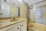 1030 Country Club Dr - Photo 8