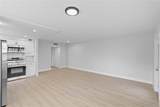 213 Oakridge N - Photo 3