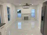 2242 Polk St - Photo 16