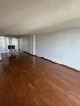 2801 183rd St - Photo 4