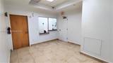 925 30th Ter - Photo 4
