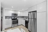 3970 Oaks Clubhouse Dr - Photo 4