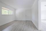 1091 4th St - Photo 4