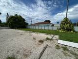 821 1st Ave - Photo 15