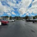 1001 Hillcrest Ct - Photo 2