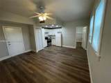 536 14th St - Photo 3