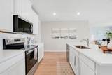 9082 Venetian Sq - Photo 10