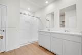 9082 Venetian Sq - Photo 15