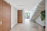 305 Oak St - Photo 11