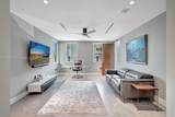 305 Oak St - Photo 15