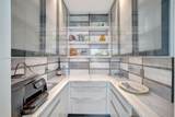 305 Oak St - Photo 43