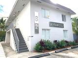 82 27th St - Photo 1