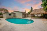 435 18th St - Photo 25