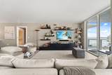 10 Venetian Way - Photo 20