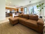 686 191st Ter - Photo 2