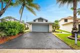 563 Lakeside Cir - Photo 1