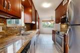 220 Washington - Photo 13