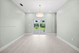 930 34th St - Photo 15