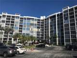 1000 Parkview Dr - Photo 2