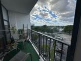 1000 Parkview Dr - Photo 9