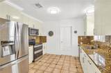 817 Venetia Ave - Photo 10