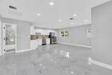 2810 Mayo St - Photo 2