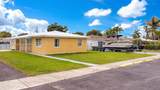 417 3rd St - Photo 3