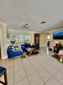 212 Banyan Ln - Photo 9