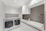 2000 Towerside Ter - Photo 24