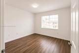 1002 Belmont Ln - Photo 11