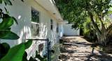 241 32nd St - Photo 33