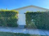 301 9th St - Photo 2