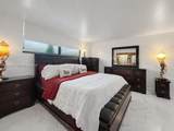 1820 Treasure Dr - Photo 16