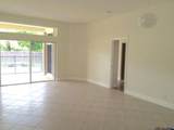 4407 Laurel Ridge Cir - Photo 6