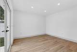 1917 Swinton Ave - Photo 33