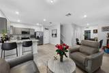 1707 9th Ter - Photo 3