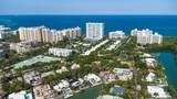 881 Ocean Dr - Photo 4