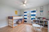 940 52nd Ave - Photo 15