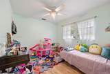 940 52nd Ave - Photo 18