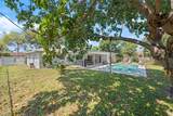 940 52nd Ave - Photo 2
