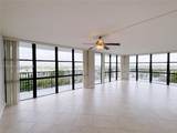800 Parkview Dr - Photo 3