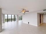 800 Parkview Dr - Photo 4