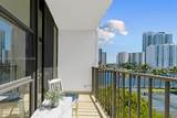 1000 Parkview Dr - Photo 2