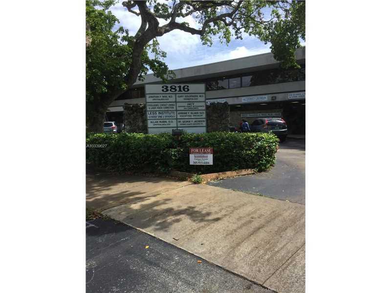 3816 Hollywood Blvd - Photo 1