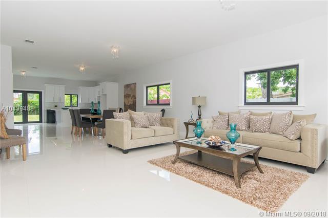 6470 33rd St - Photo 1