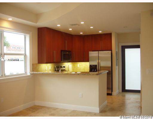 2718 Coconut Ave - Photo 1