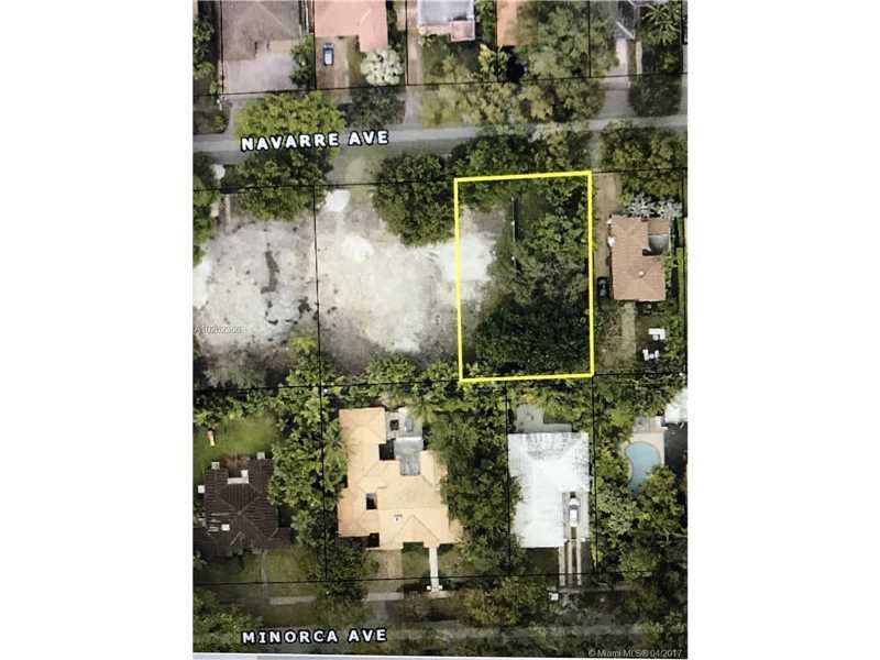 722 Navarre Ave - Photo 1