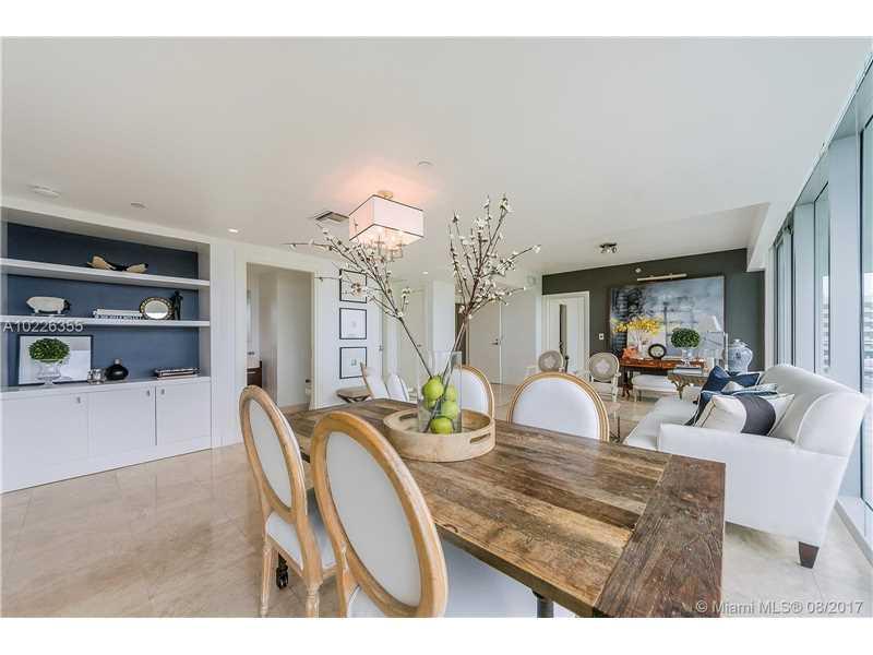 2627 Bayshore - Photo 1