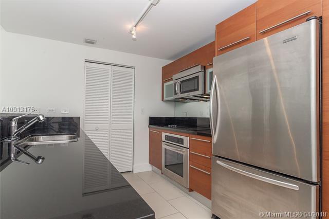 253 2 ST - Photo 1